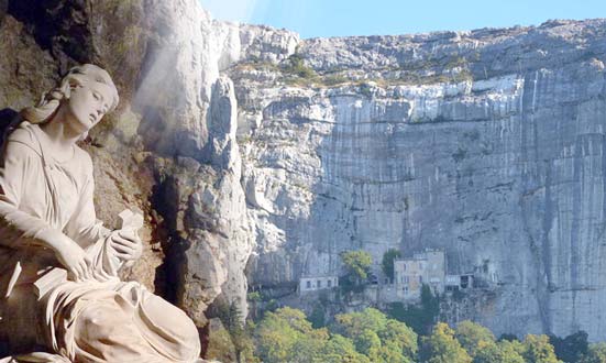 La Sainte-Baume et Marie-Madeleine : la dureté de la pierre, le feu de l’amour, la beauté de la grâce