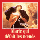 Marie défait des noeuds